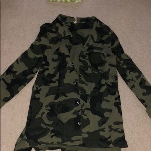 Vici camouflage jacket